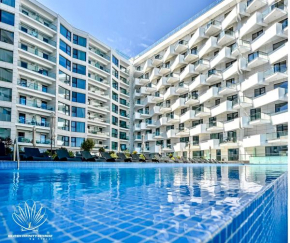 Heaven Infinity Sunrise Pool & SPA